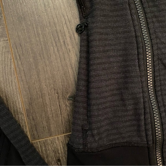 Lululemon Bhakti Yoga Jacket define style - Picture 10 of 14